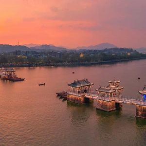 cnine枯瘦years交HD
